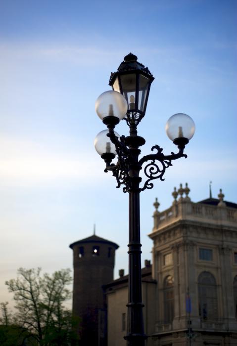 Piazza Castello ore 7.00