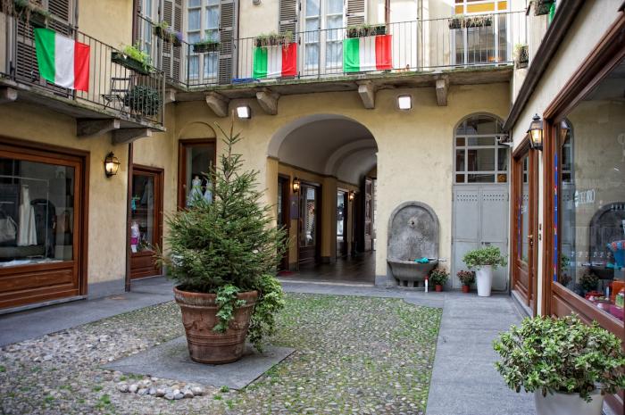 Via Mazzini